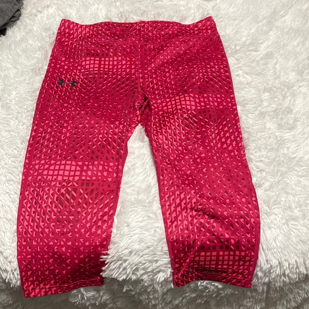 NWOT under armour crop leggings
